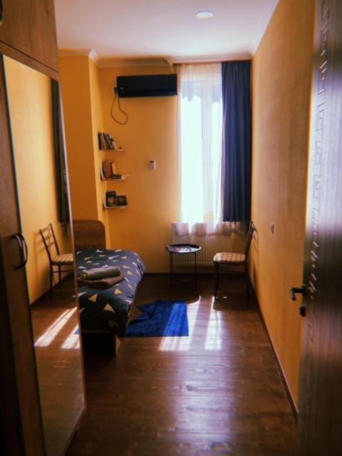 Home Away Home In Heart Of Tbilisi Zewnętrze zdjęcie